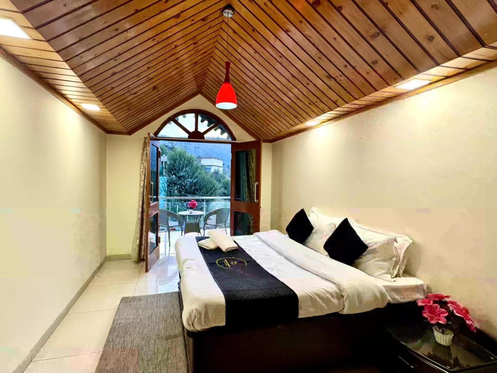 The Summer House Kasauli I Party & Music I Sky Bonfire I Managed By Exotic Stays מראה חיצוני תמונה